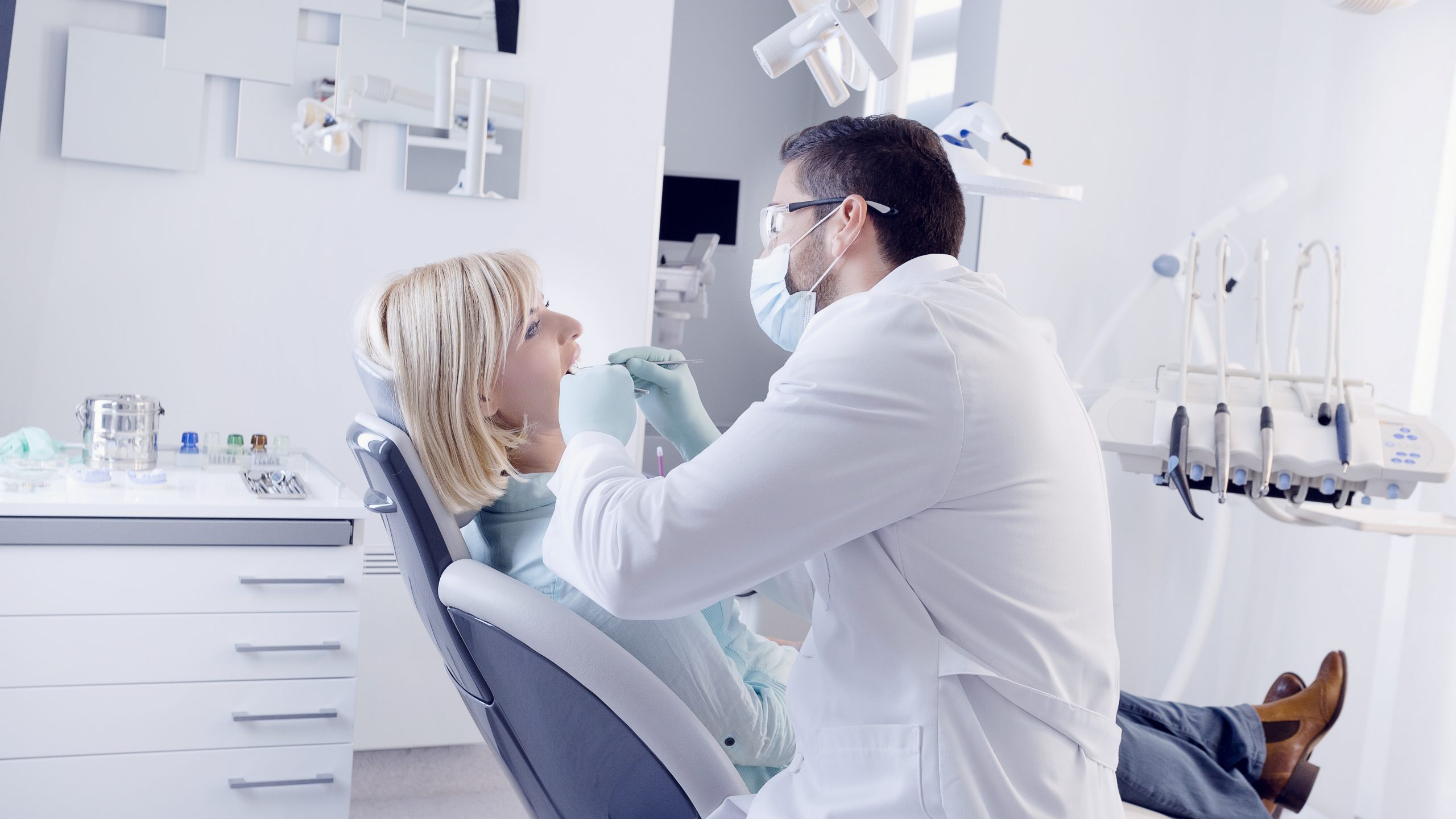 Dentist in Beverly Hills, CA